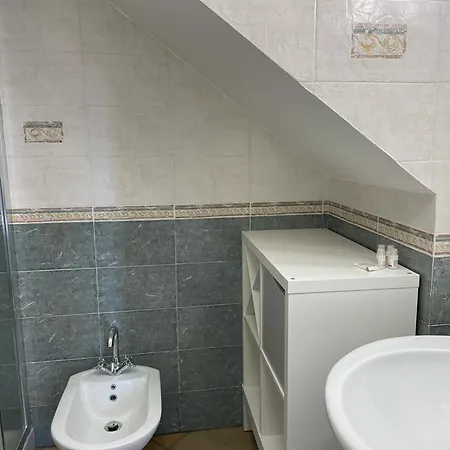 Гостьовий будинок Excellent Paola's 3*